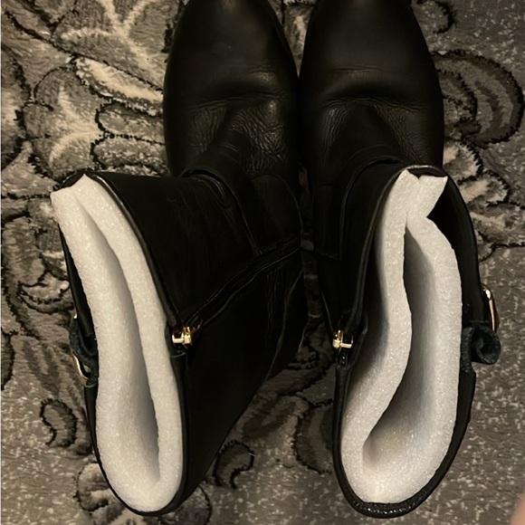 Vince Camuto mid-calf women’s black size 10 boots - Picture 3 of 5
